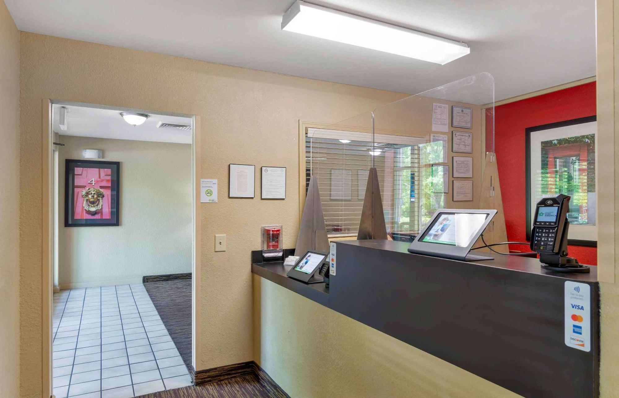 Extended Stay America Select Suites - Atlanta - Kennesaw Chastain Rd Ngoại thất bức ảnh